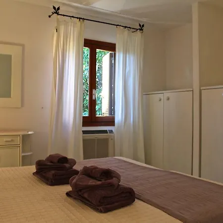 Casa Vacanze Il Mirto - Golfo Di Marinella Lejlighed Porto Rotondo
